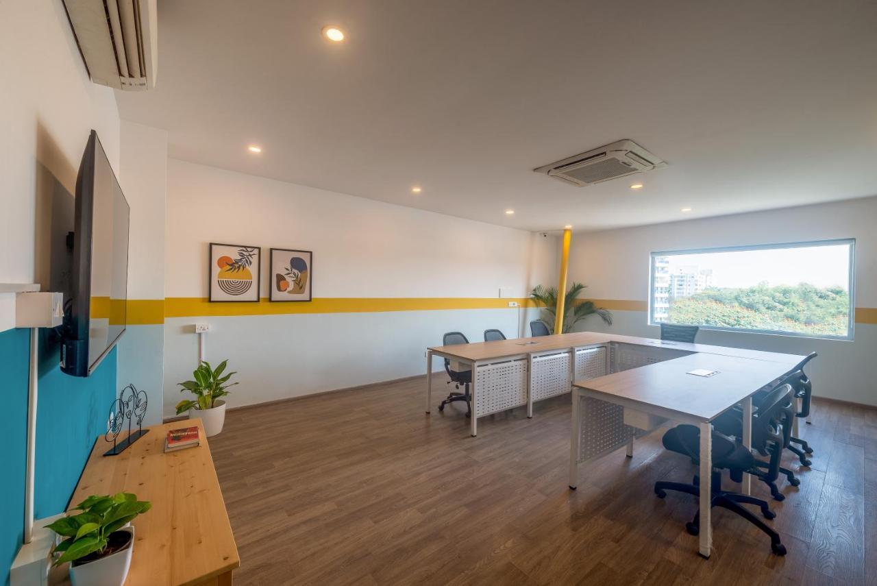 Olive Indiranagar - By Embassy Group Hotel Bangalore Bagian luar foto