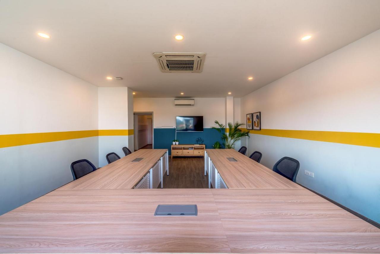 Olive Indiranagar - By Embassy Group Hotel Bangalore Bagian luar foto