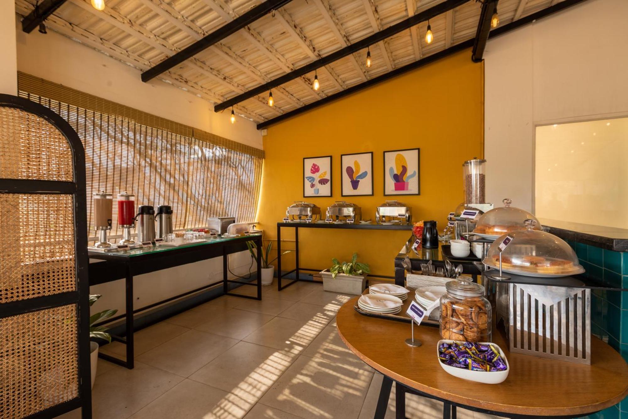 Olive Indiranagar - By Embassy Group Hotel Bangalore Bagian luar foto